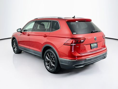 Used 2022 Volkswagen Tiguan SE FWD image 5