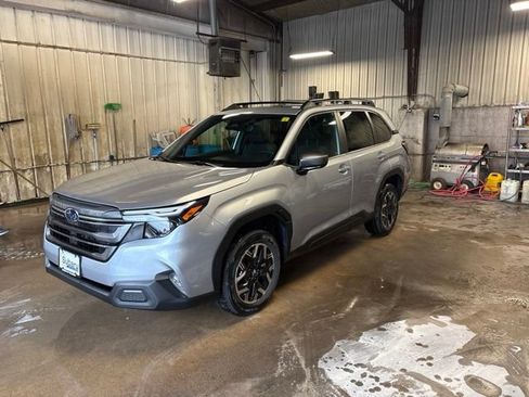 New 2026 Subaru Forester Premium AWD/4WD image 3