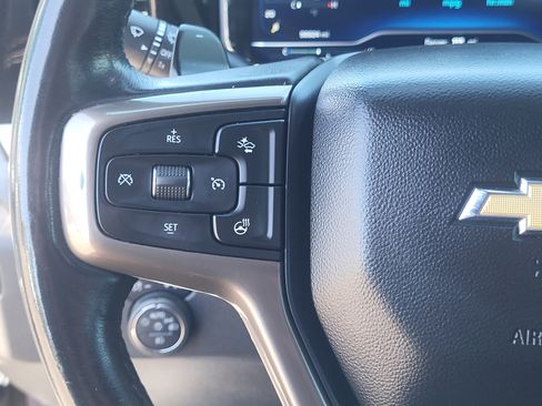 Used 2023 Chevrolet Silverado 1500 High Country w/ Technology Package AWD/4WD image 14