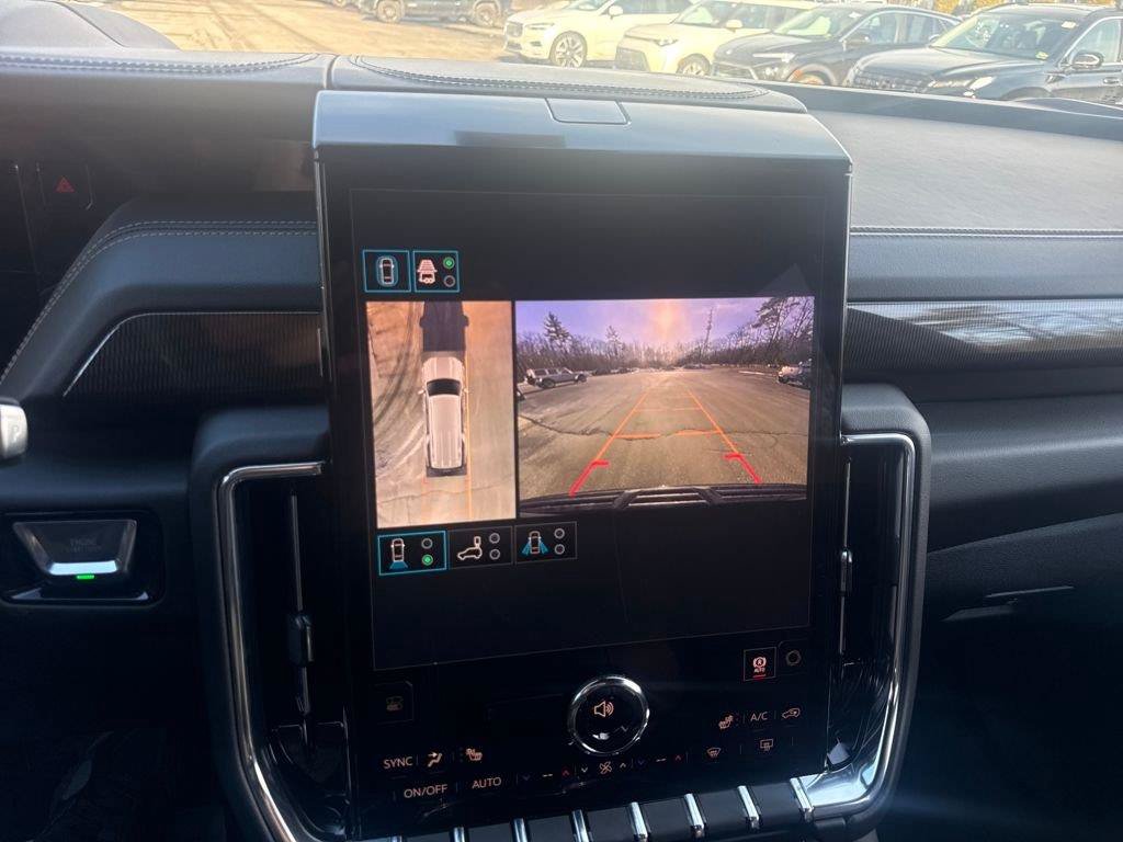 New 2026 GMC Yukon XL Elevation AWD/4WD image 45