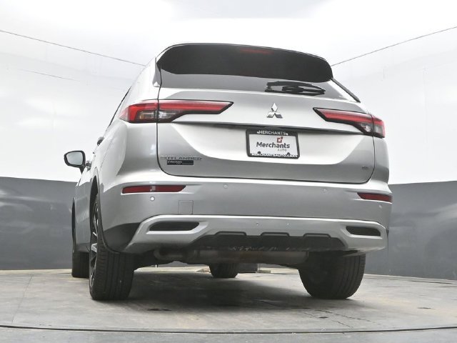 Used 2024 Mitsubishi Outlander SE AWD/4WD image 39