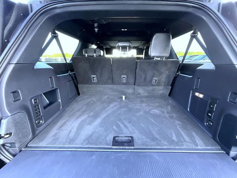 Certified 2025 Ford Expedition Max Platinum w/ Stealth Performance Package AWD/4WD image 25