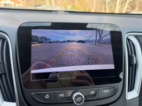 Used 2024 Chevrolet Malibu LT FWD image 21