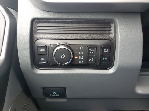 New 2026 Ford F250 XLT w/ XLT Premium Package image 23