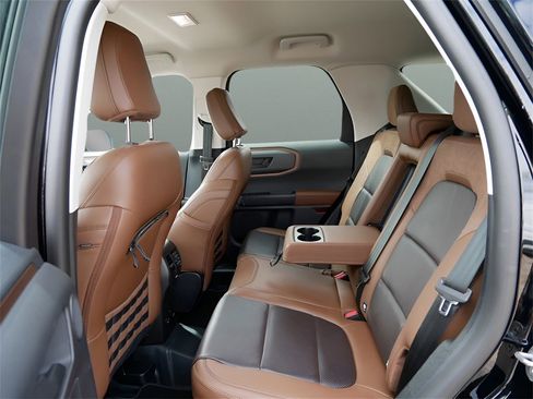 Used 2024 Ford Bronco Sport Badlands w/ Premium Package image 13