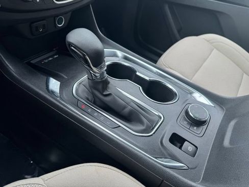 Certified 2023 Chevrolet Traverse LT AWD/4WD image 22