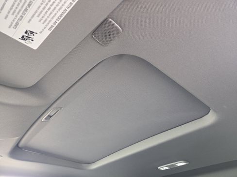 Used 2025 Chevrolet Silverado 1500 LTZ w/ LTZ Premium Package image 28