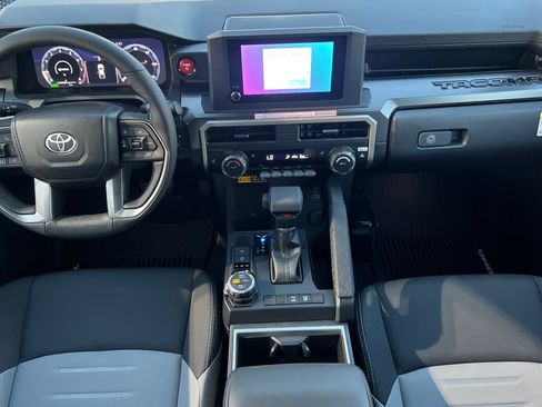 New 2025 Toyota Tacoma TRD Off-Road image 12