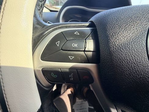 Used 2014 Jeep Cherokee Trailhawk w/ Comfort/Convenience Group image 8