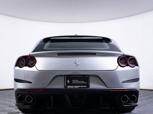 Certified 2018 Ferrari GTC4Lusso image 9