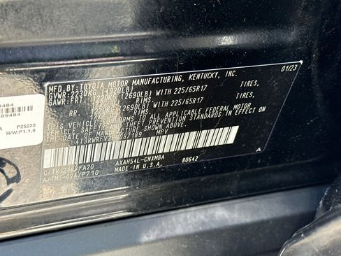 Used 2023 Toyota RAV4 XLE AWD/4WD image 29