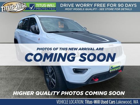 Used 2018 Jeep Grand Cherokee Trailhawk image 1