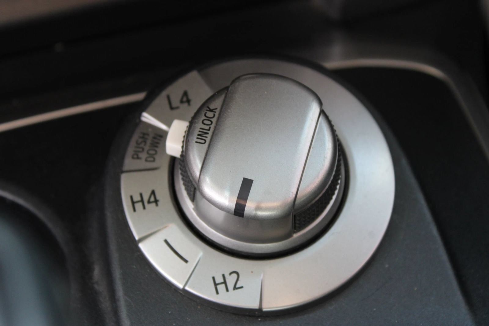 Used 2019 Toyota 4Runner SR5 AWD/4WD image 32