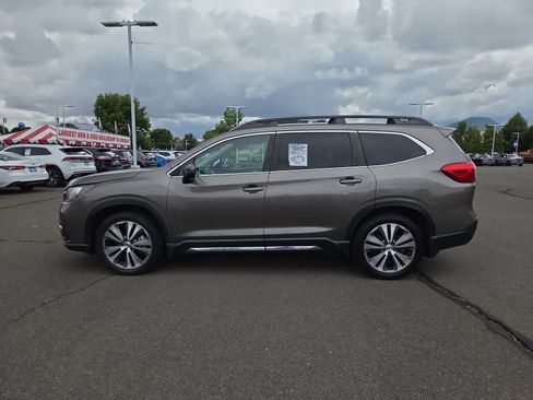 Used 2021 Subaru Ascent Limited w/ Technology Package AWD/4WD image 11