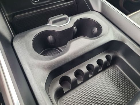 Used 2024 RAM 1500 Laramie image 23