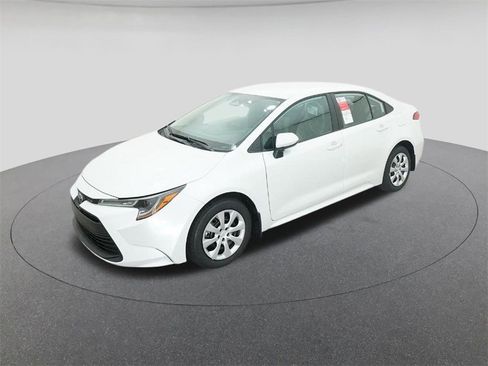 New 2026 Toyota Corolla LE image 1