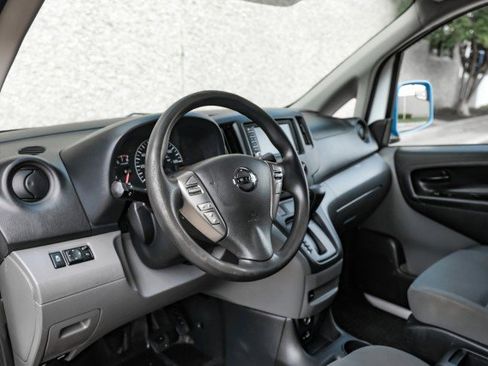 Used 2021 Nissan NV200 SV FWD image 2