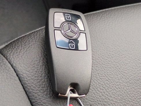 Used 2026 Mercedes-Benz Sprinter 2500 image 28