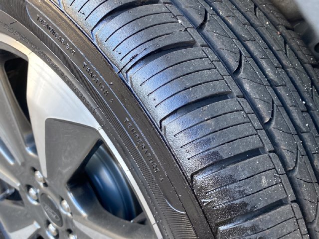 Used 2024 Ford Escape Platinum AWD/4WD image 34