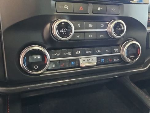 Used 2023 Ford Expedition Limited AWD/4WD image 25