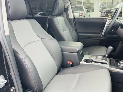 Used 2023 Toyota 4Runner SR5 Premium image 17