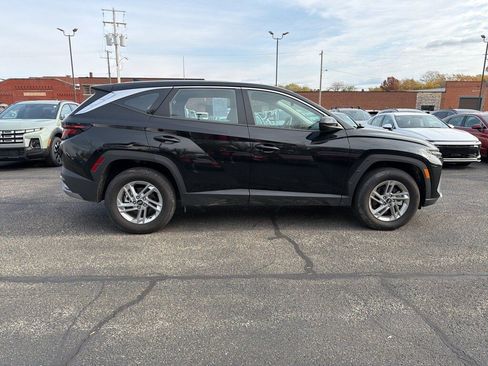 Certified 2025 Hyundai Tucson SE AWD/4WD image 8