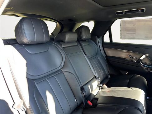 New 2026 Land Rover Range Rover Sport SE image 22