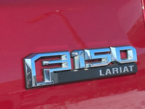 Used 2016 Ford F150 Lariat image 13