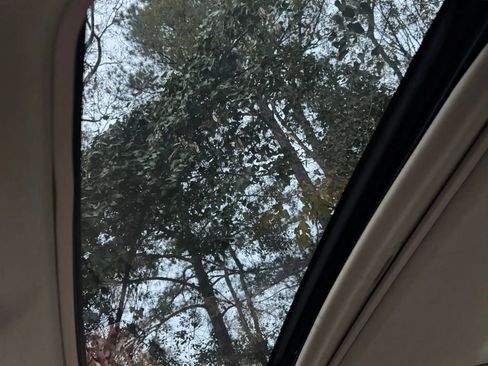 Used 2012 Toyota Camry XLE image 16