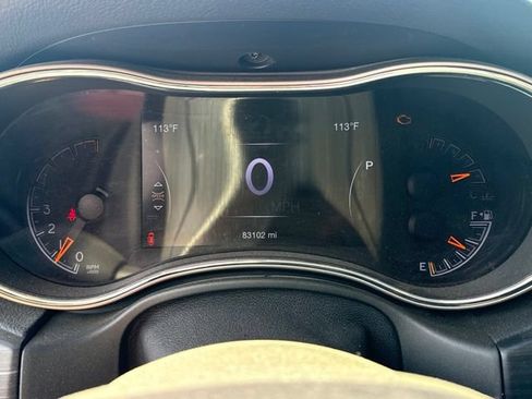 Used 2020 Jeep Grand Cherokee Altitude AWD/4WD image 8