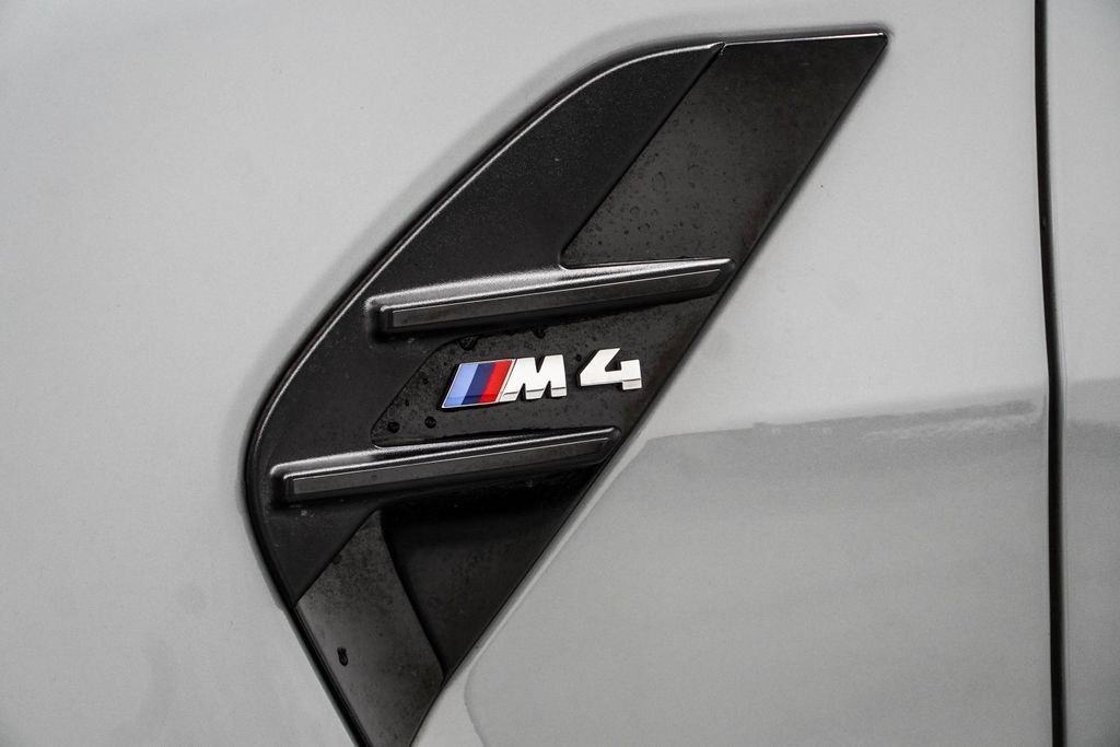 Used 2022 BMW M4 Coupe w/ Executive Package RWD image 8