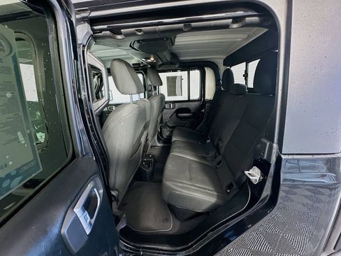 Used 2020 Jeep Gladiator Sport w/ Quick Order Package 24S AWD/4WD image 22
