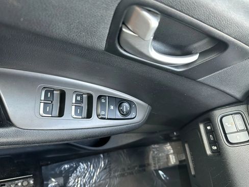 Used 2020 Kia Optima LX image 31