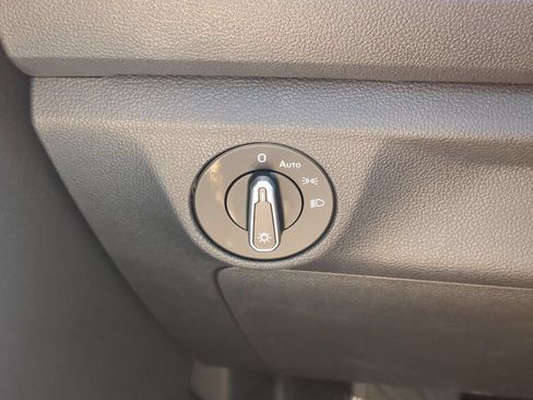 Certified 2024 Volkswagen Jetta S FWD image 23