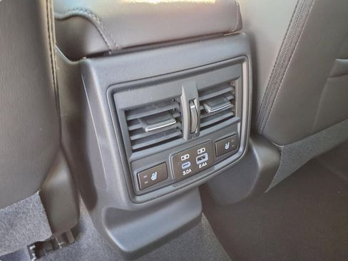 New 2026 Subaru Outback Limited image 17