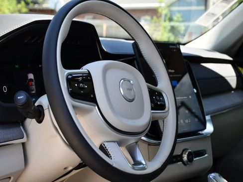 New 2026 Volvo XC90 B6 Ultra w/ Protection Package Premier AWD/4WD image 12