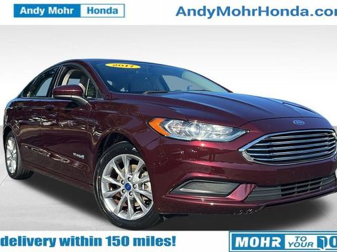 Used 2017 Ford Fusion S image 1