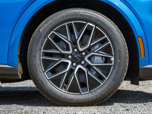 New 2025 Ford Mustang Mach-E Premium image 17