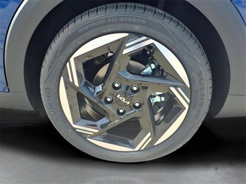 New 2025 Kia K4 EX image 16