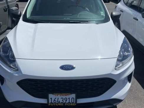 Used 2022 Ford Escape S FWD image 3