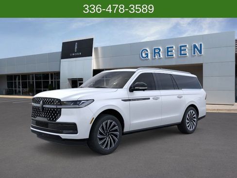 New 2026 Lincoln Navigator L Black Label AWD/4WD image 1