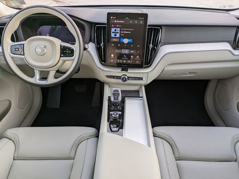 New 2026 Volvo XC60 B5 Ultra w/ Climate Package AWD/4WD image 14