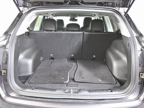 Used 2022 Jeep Compass Limited image 18