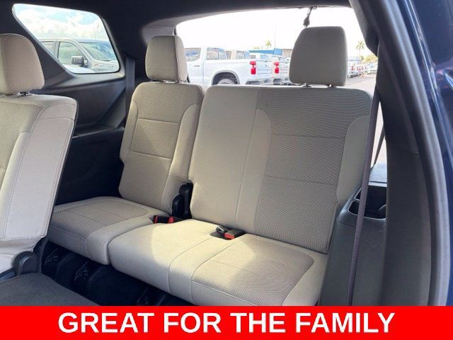 Used 2023 Chevrolet Traverse LT FWD image 16