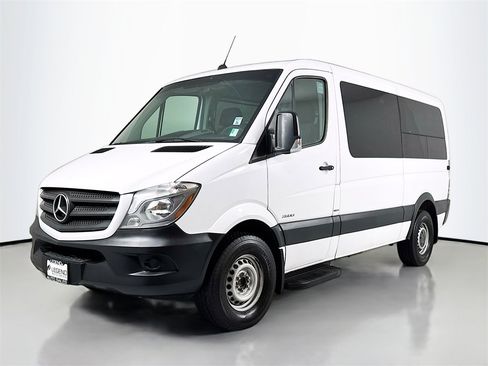 Used 2016 Mercedes-Benz Sprinter 2500 image 1