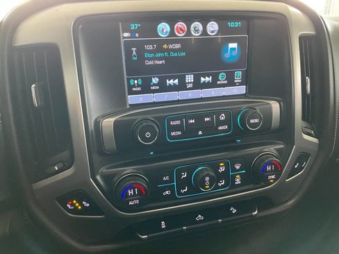 Used 2018 GMC Sierra 1500 SLE w/ SLE Value Package image 34