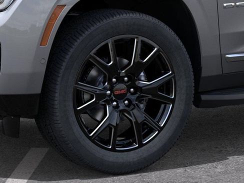 New 2026 GMC Yukon XL Denali AWD/4WD image 9
