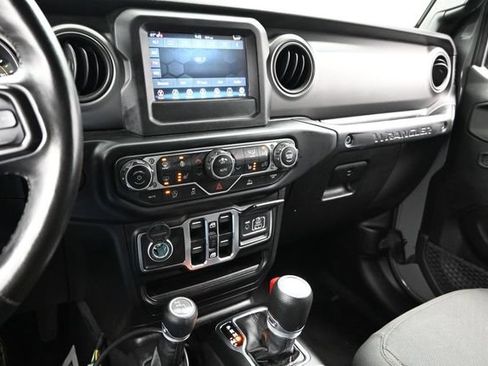Used 2022 Jeep Wrangler Unlimited Sport AWD/4WD image 45