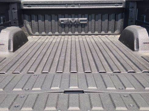 New 2025 GMC Sierra 1500 Denali w/ Denali Reserve Package image 24