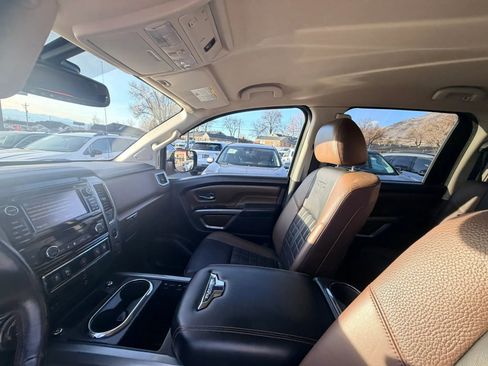 Used 2018 Nissan Titan Platinum Reserve image 12